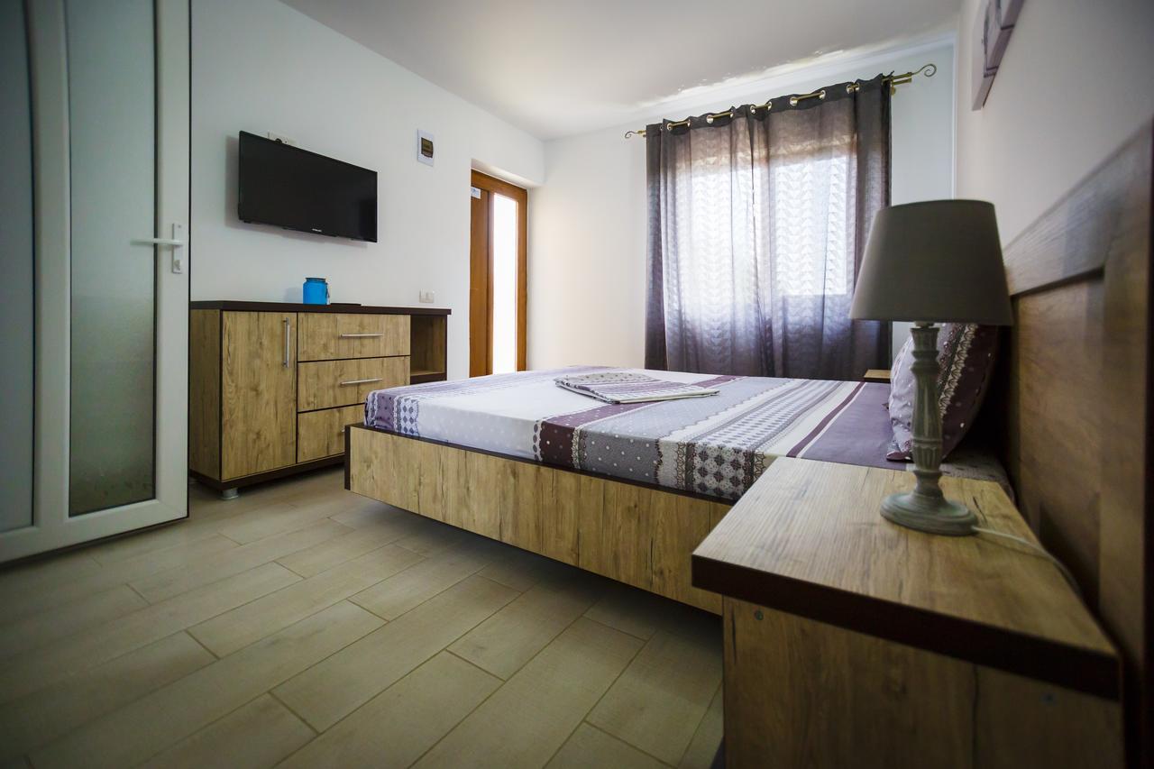 Casa Tudorascu Hotel Вама Веке Екстериор снимка